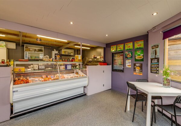 Instapklare frituur op toplocatie 3946003637000006747.jpg