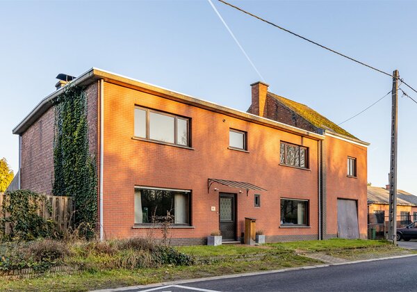 Woning met 5 slaapkamers op 1655 m² 3946003637000007261.jpg