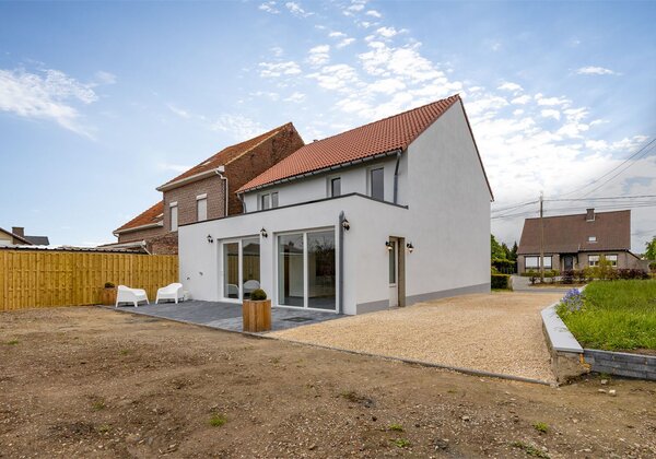 Totaal gerenoveerde woning 3946003637000007964.jpg