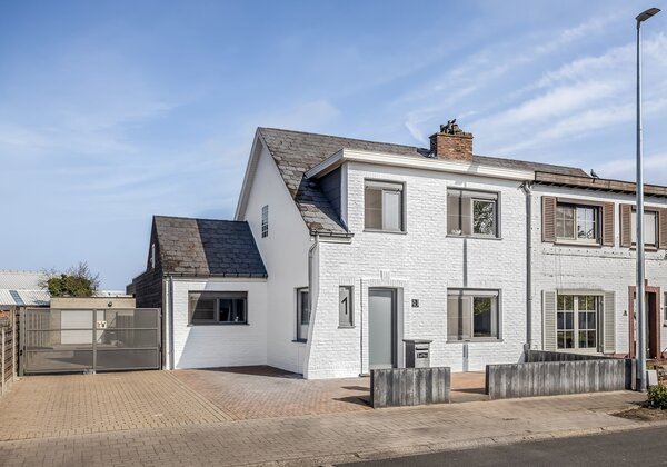 Instapklare woning met 3 slpkrs en garage 3746003637000004888.jpg