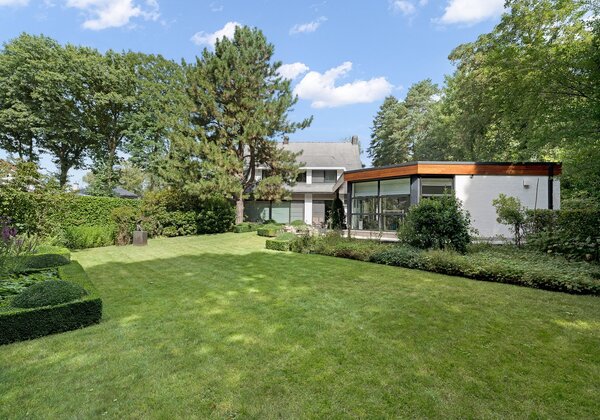 Ruime villa met 4 slpkrs in groene omgeving 3746003637000011314.jpg