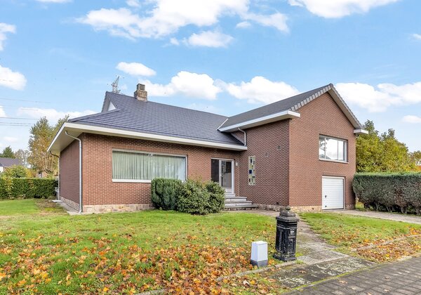 Op te frissen woning met 2 slpkmrs 3746003637000012687.jpg