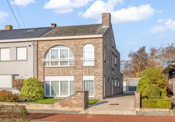 Appartement met 2 slpkrs en ruime garage 3746003637000016067.jpg