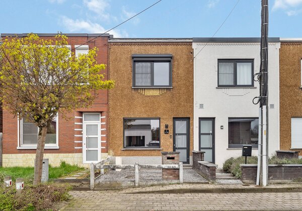 Instapklare woning met 2 slpkrs en 2 parkeerplaatsen 3746003637000062186.jpg