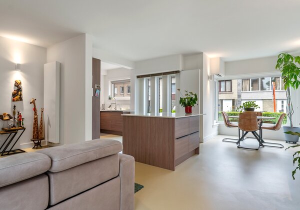 Instapklaar gelijkvloers appartement met 2 slpkrs en ruime tuin op topligging 3746003637000065035.jpg
