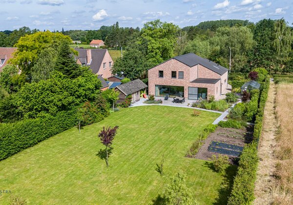 Energiezuinige villa met 6 slpkrs op 1855 m² 3746003637000069455.jpg
