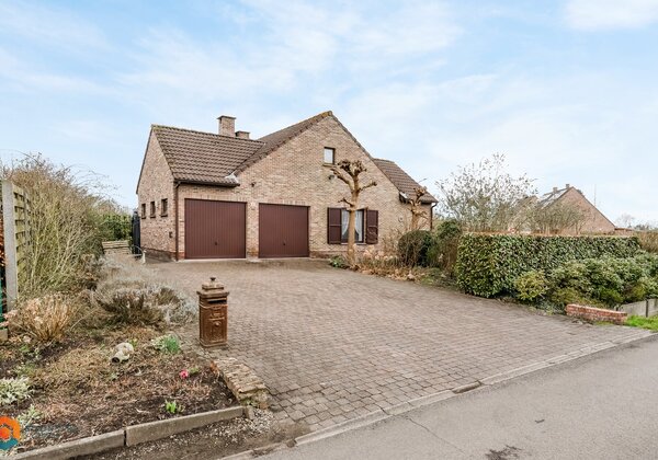 Instapklare woning met 2 slpkrs op perceel van 1273m² in Duffel 3746003637000100694.jpg