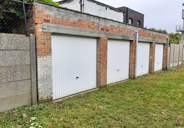 Garagebox te huur vlakbij centrum Mechelen 3746003637000104143.jpg
