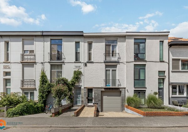 Te renoveren woning met veel potentieel in hartje Mechelen ef704bb23533702f342d451869a9484fa756905f4fc49f37fb23ed32d40f4c92.jpg