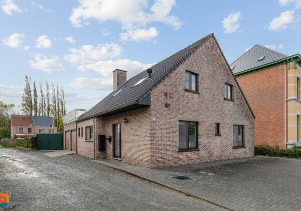 Instapklare woning met 4 slpkrs 0a465d281a82d17d0b79684e33d211844ca0fbcacff397bd552dba69b82d199e.jpg