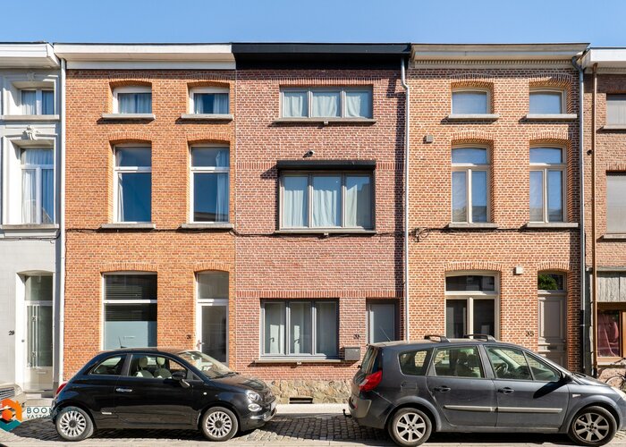 Instapklare woning met 3 slpkrs en tuin te Mechelen 36ec8ff923b9678ff5a011c21e539634689268d7a6435efa72d70cac7c236b75.jpg