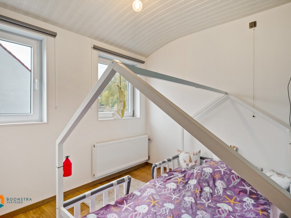 bedf71ab047edcb093fc6dc4b557cecde051b60f6cfeea9cec220cf847e136cc.jpg