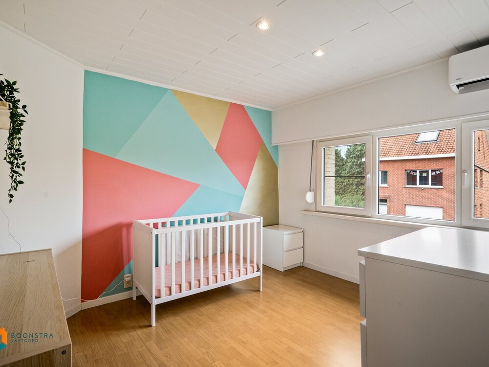 c767bc175d004633afc72e068d1da5bc775cd8b29a7dfe8b9612bd8659e846da.jpg