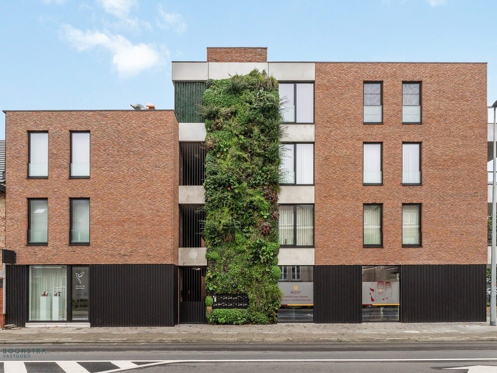922af9b0b06aebd1bd5854255a1442138e7568ab22f5406595b43579aaa23b87.jpg