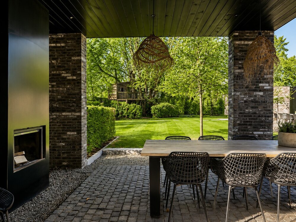 23e899542c9cba4eec965d227cfeeea53842150d842b2935bc7a98e65e045075.jpg