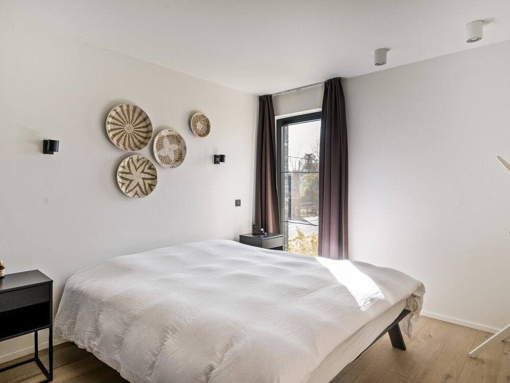 5eb323cb9848d0175aed33a46e48d3b834e6b5bed91f7592e5a3593e8eaa8ecf.jpg