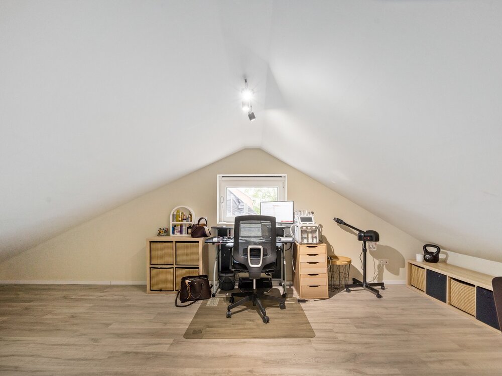 3a548eb907737de3a75e79735ab43aeda437a58f6d88a41882c6dcf4a4de9ce7.jpg