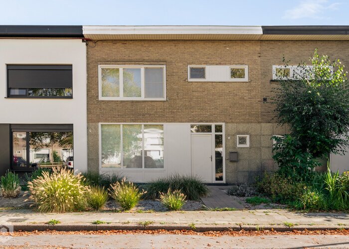 Instapklare woning met 3 slaapkamers en tuin nabij centrum Mechelen bb6652ac4bc15c6eaeeb843753f7dd9f4fd1450c6f2f2132f51befe58df4382f.jpg